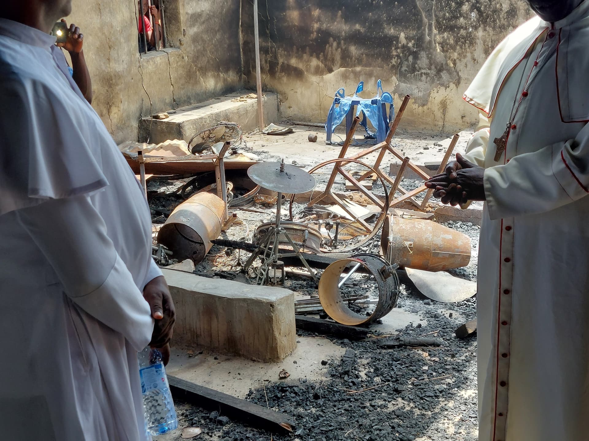 Eine zerstörte Kirche in Nigeria - sie fiel den Extremisten zum Opfer ©ACN