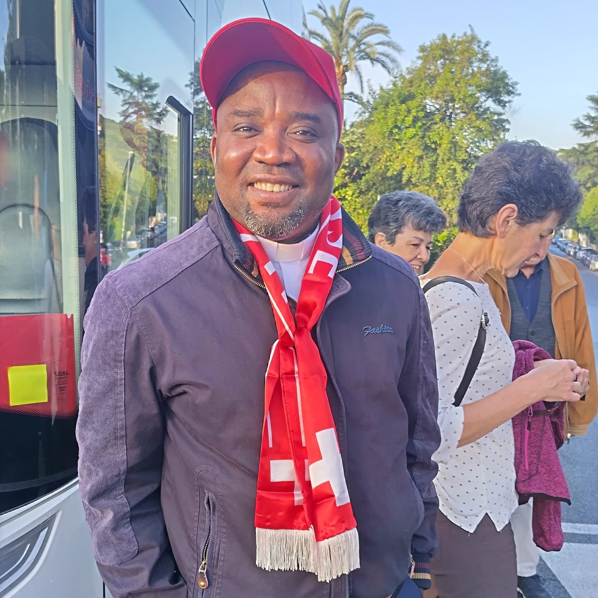 Pfarrer Dr. Augustine Asogwa bei der Hinfahrt nach Rom. (Foto: ACN)