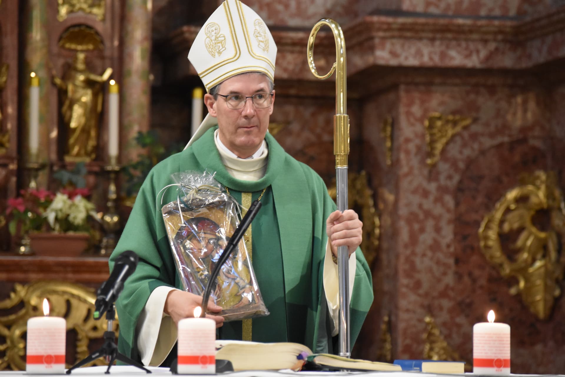 Un dono commovente proveniente dall'Ucraina, questa icona racconta la sofferenza e la fiducia incrollabile in Dio. ©ACN