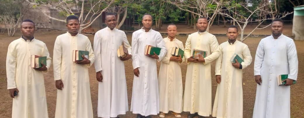 Séminaristes du diocèse de Bokungu-Ikela, dem. République du Congo (Photo: ACN) Séminaristes du diocèse de Bokungu-Ikela, dem. République du Congo (Photo: ACN)
