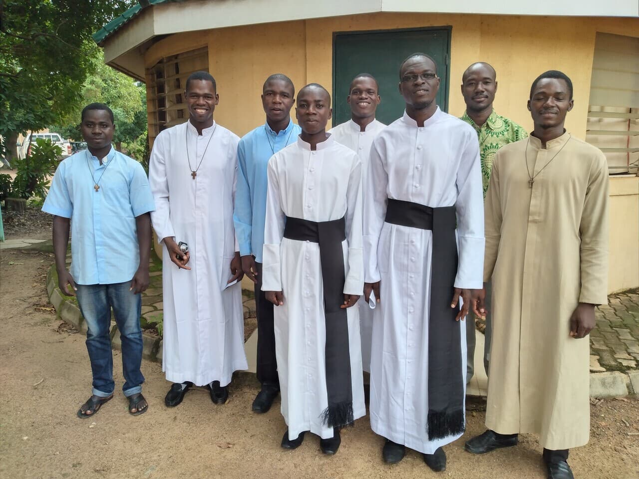 Giovani seminaristi in Burkina Faso (© ACN)