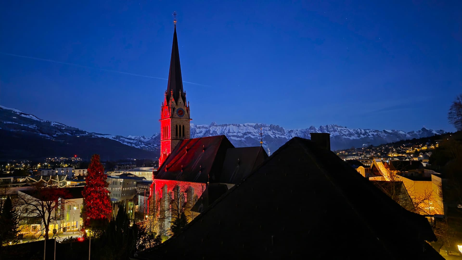 Eindrücke von der REDWEEK 2025 REDWEEK in Vaduz FL 6