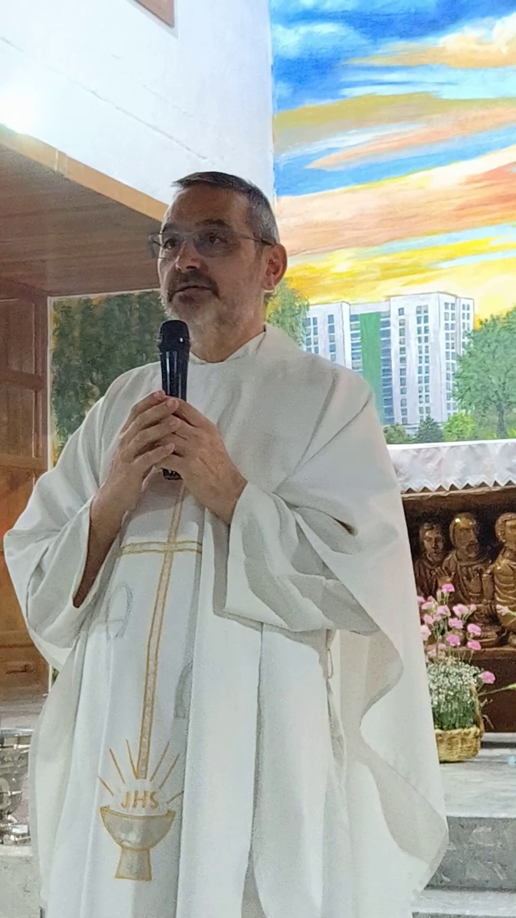 Pater Juan Weibel predigt in Mexiko. (Foto: ACN)