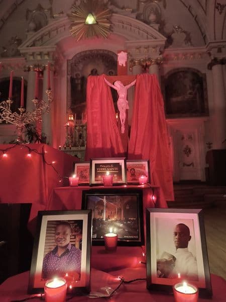 Gebet für Priester, die in Nigeria entführt und getötet wurden © Gebet für Priester, die in Nigeria entführt und getötet wurden ©