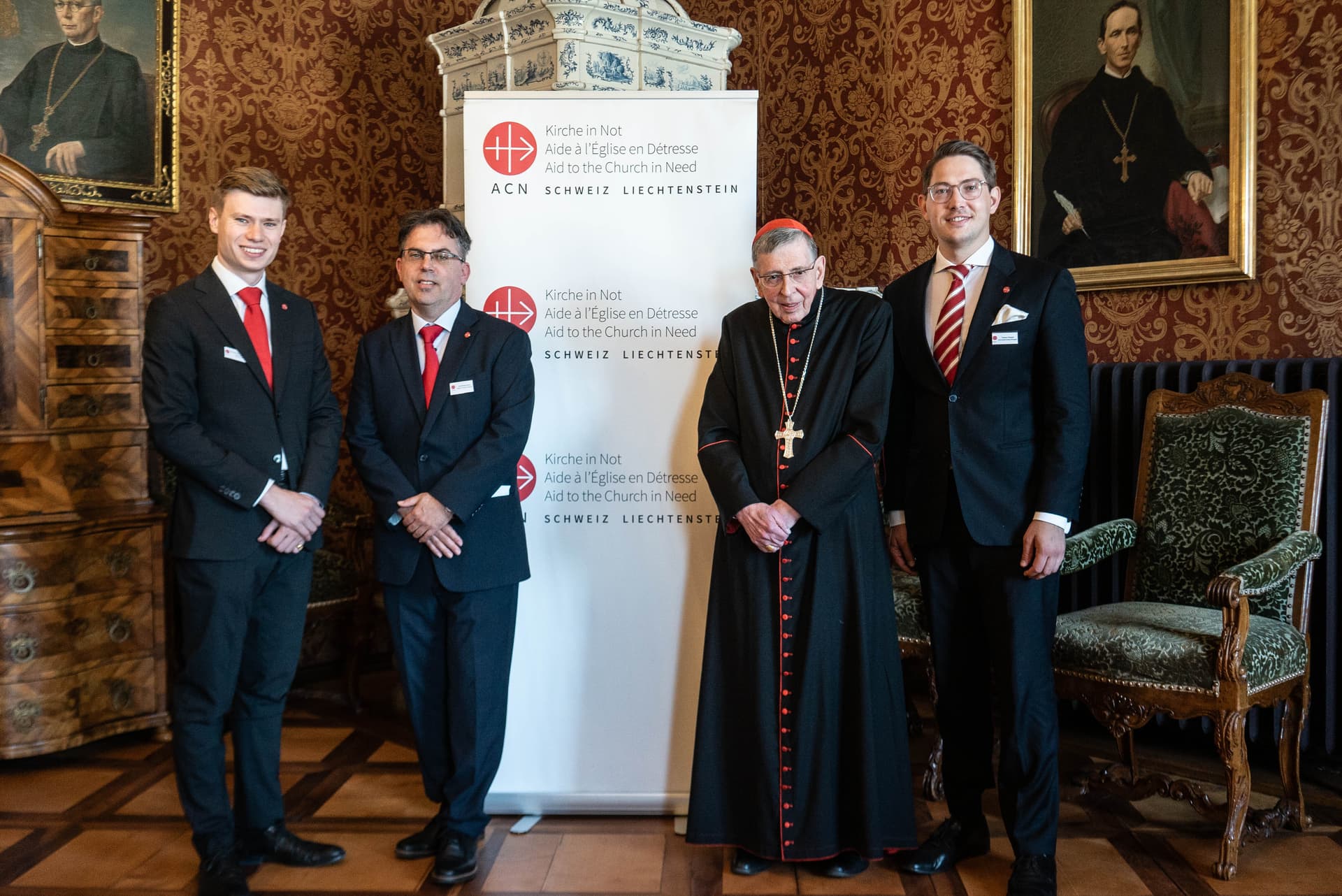 Eindrücke von der Wallfahrt nach Einsiedeln Mitarbeiter von KIRCHE IN NOT (ACN) mit Kardinal Kurt Koch, dem Präsidenten des internationalen katholischen Hilfswerks KIRCHE IN NOT (ACN) ©ACN