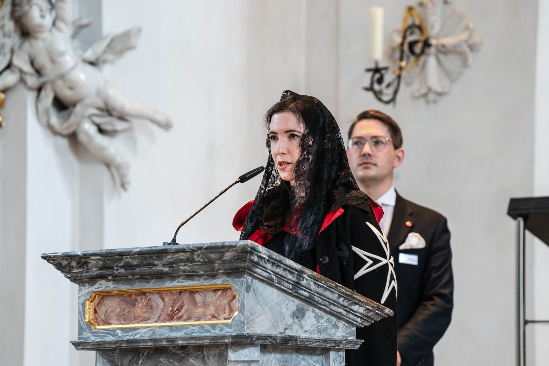 Eindrücke von der Wallfahrt nach Einsiedeln Eine Vertreterin des Malteserordens Schweiz und ein Vertreter von KIRCHE IN NOT (ACN) Schweiz/Fürstentum Liechtenstein trugen die Lesungen vor ©ACN