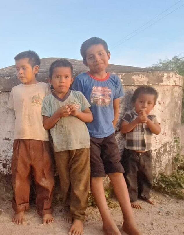Arme Kinder in einem Dorf im Chaco. (Fotos: ACN)