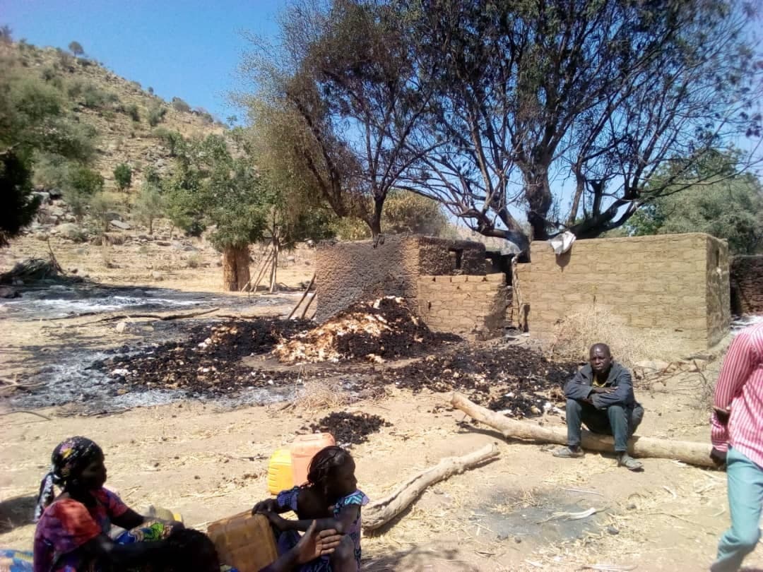 Das Dorf Ouzale, nach einem Angriff der Terrorgruppe Boko Haram. ©ACN Das Dorf Ouzale, nach einem Angriff der Terrorgruppe Boko Haram. ©ACN