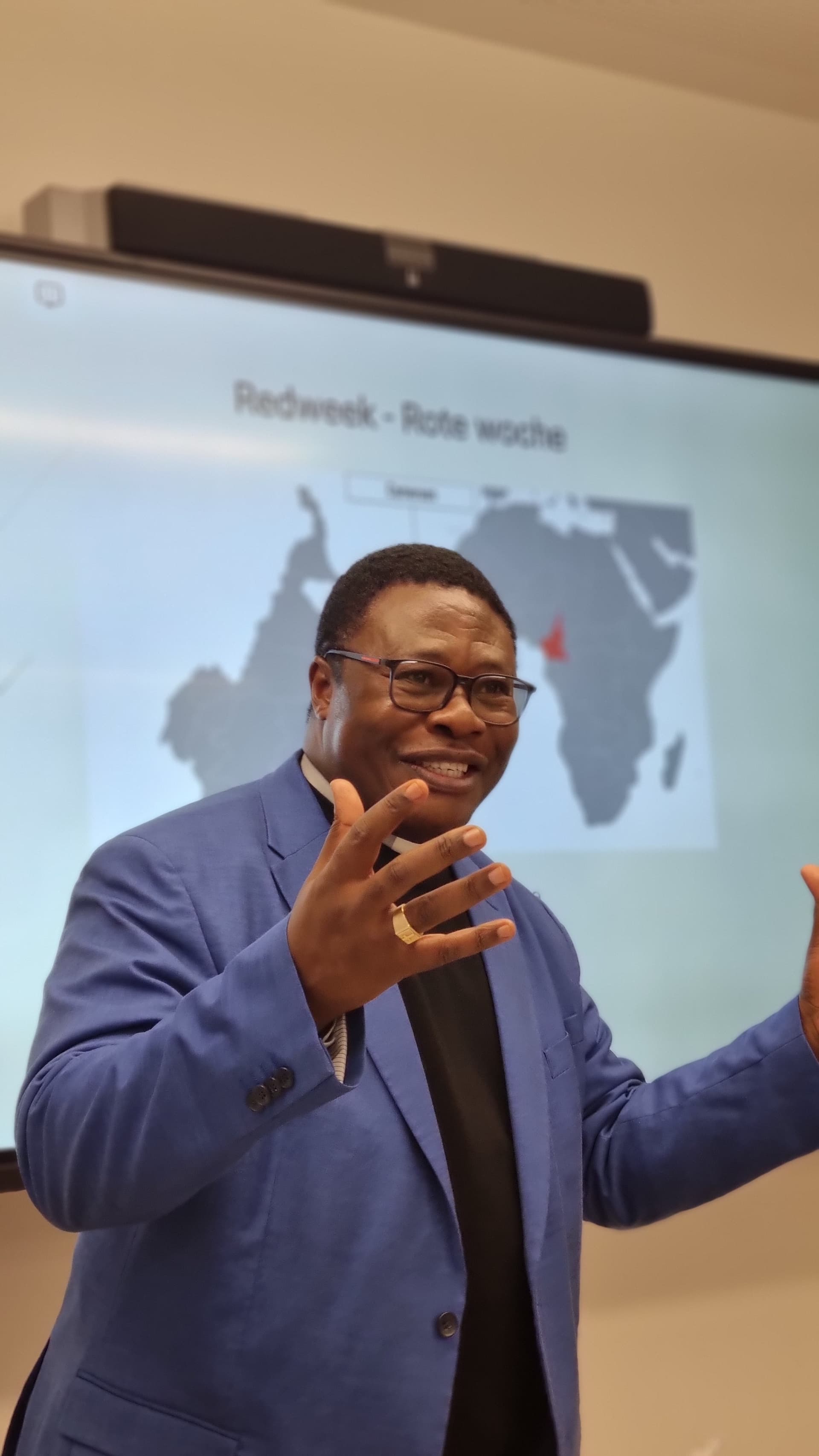 Bischof Bruno Ateba kommt in die Schweiz ©ACN Bischof Bruno Ateba kommt in die Schweiz ©ACN
