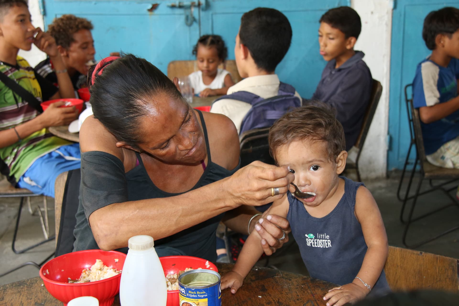 Nothilfe in Venezuela - Nach dem Erdbeben wird dringend Hilfe benötigt. Die Kirche verteilt Lebensmittel und stellt Notunterkünfte bereit. ©ACN