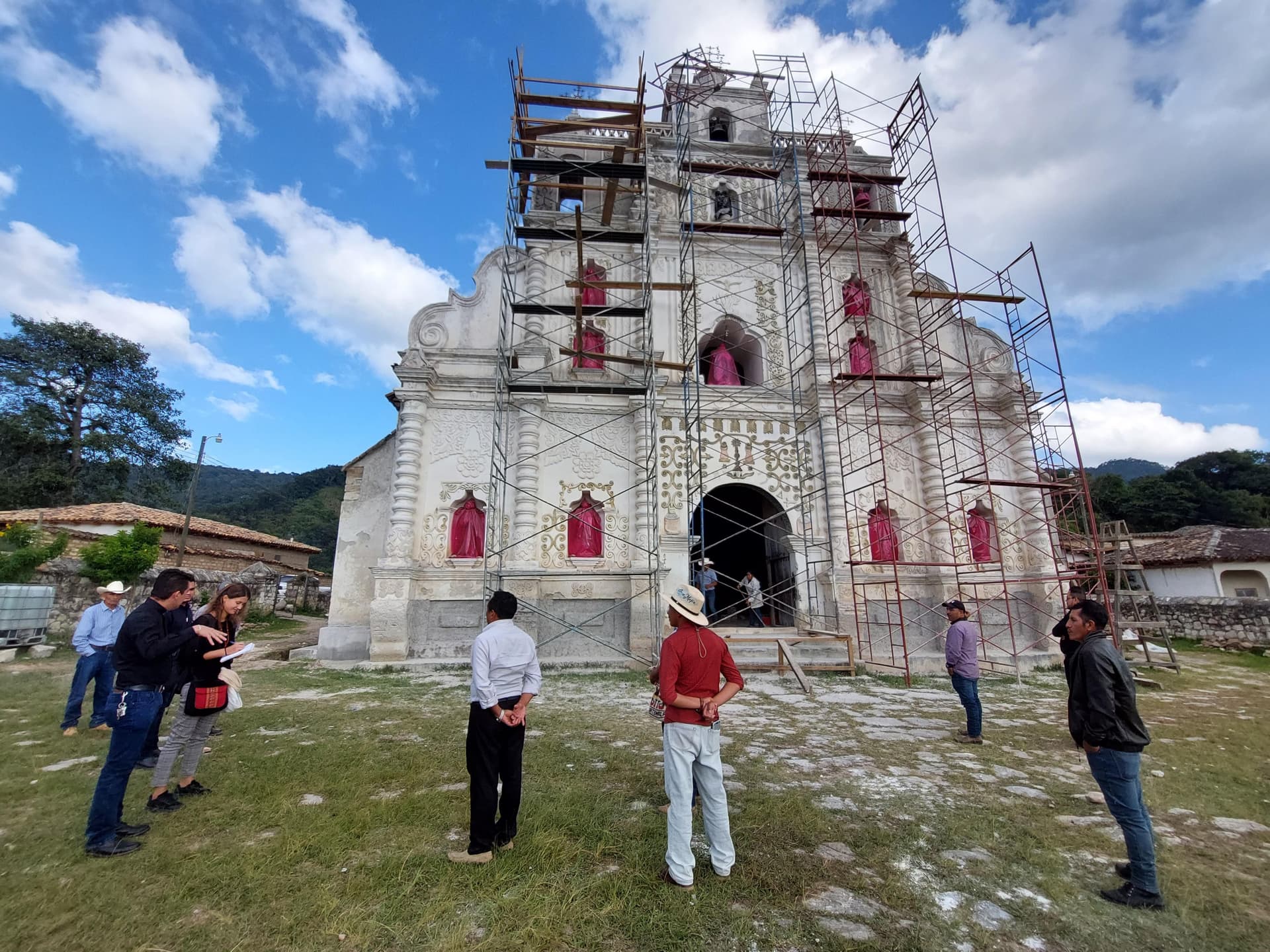 Une église du diocèse de Gracias peut être rénovée grâce aux fonds de l'œuvre de bienfaisance « Aide à l'Église en détresse (ACN) ». (Photo: « Aide à l’Église en Détresse (ACN) ») Une église du diocèse de Gracias peut être rénovée grâce aux fonds de l'œuvre de bienfaisance « Aide à l'Église en détresse (ACN) ». (Photo: « Aide à l’Église en Détresse (ACN) »)