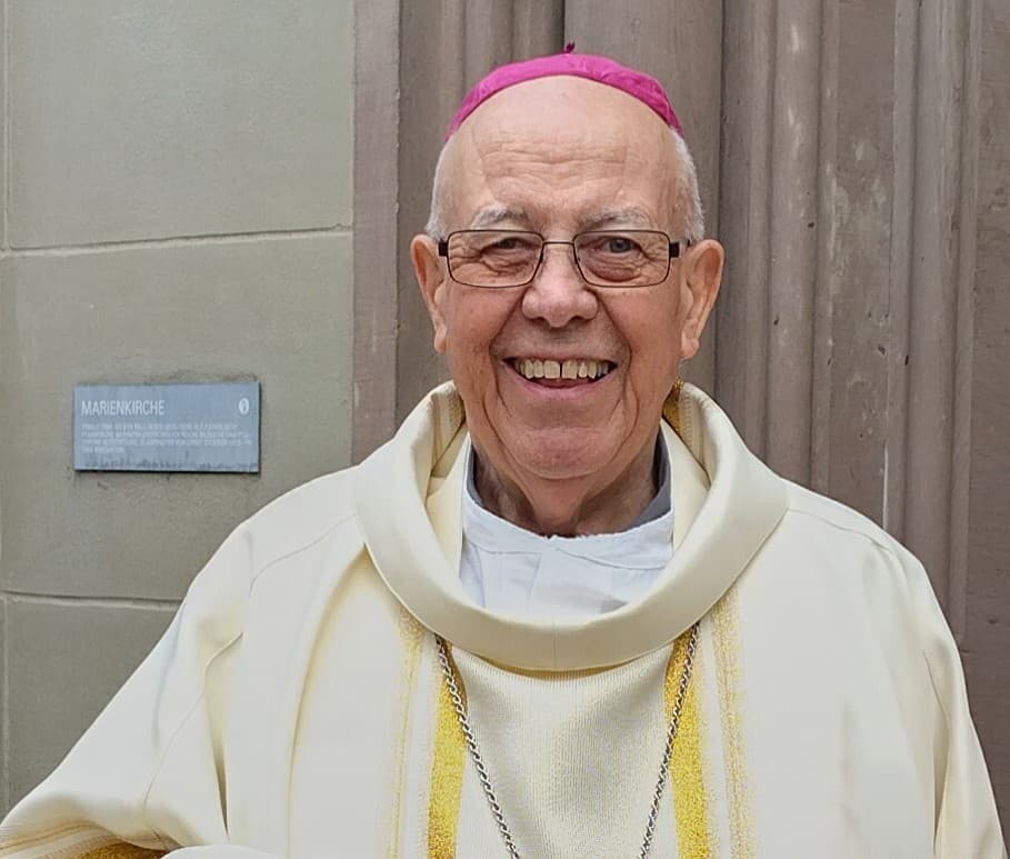 Hier einige unserer vergangenen Gäste Bischof em. Martin Happe, Mauretanien (© ACN)