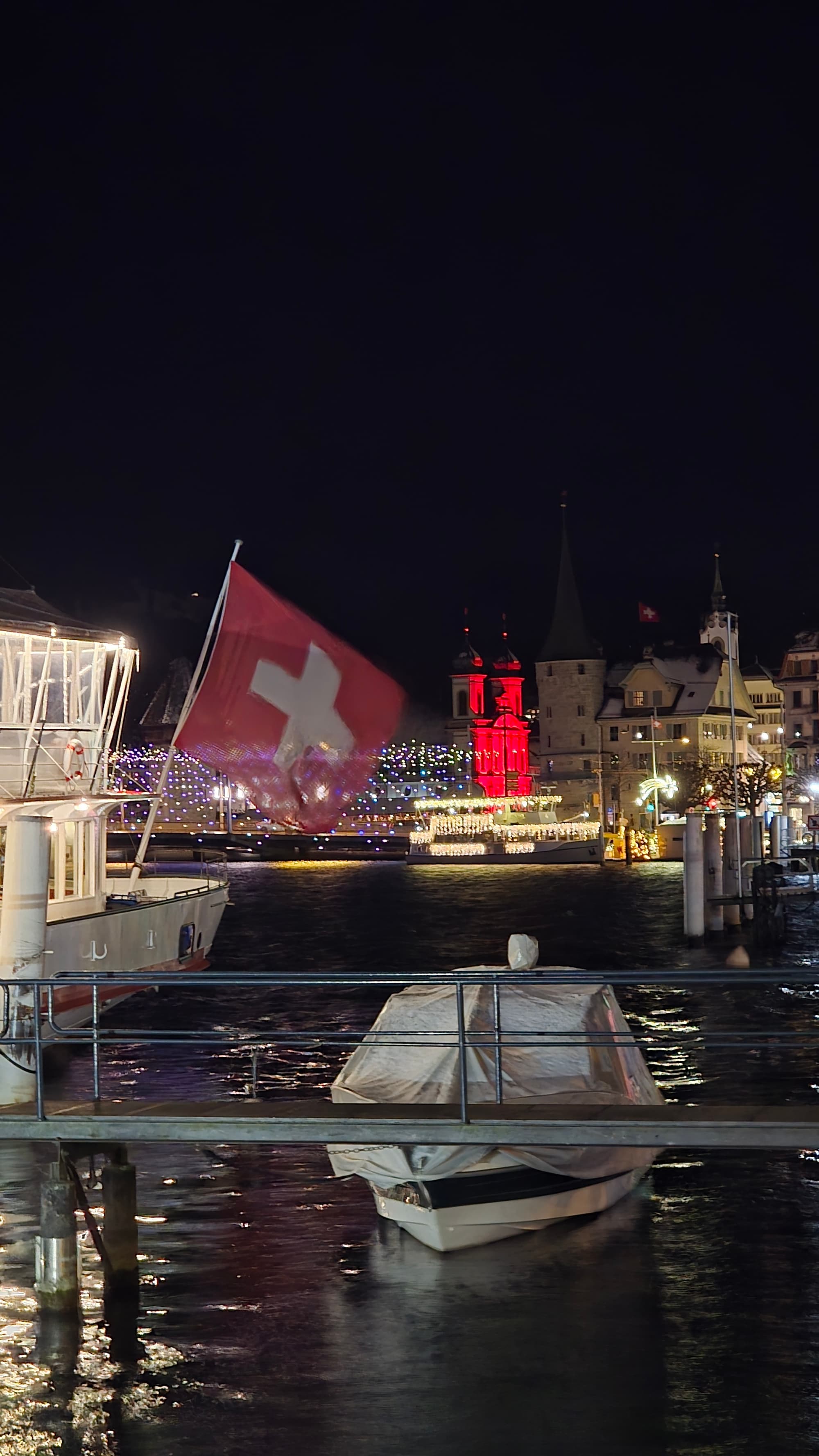 Eindrücke von der REDWEEK 2025 REDWEEK in Luzern Jesuitenkirche 2