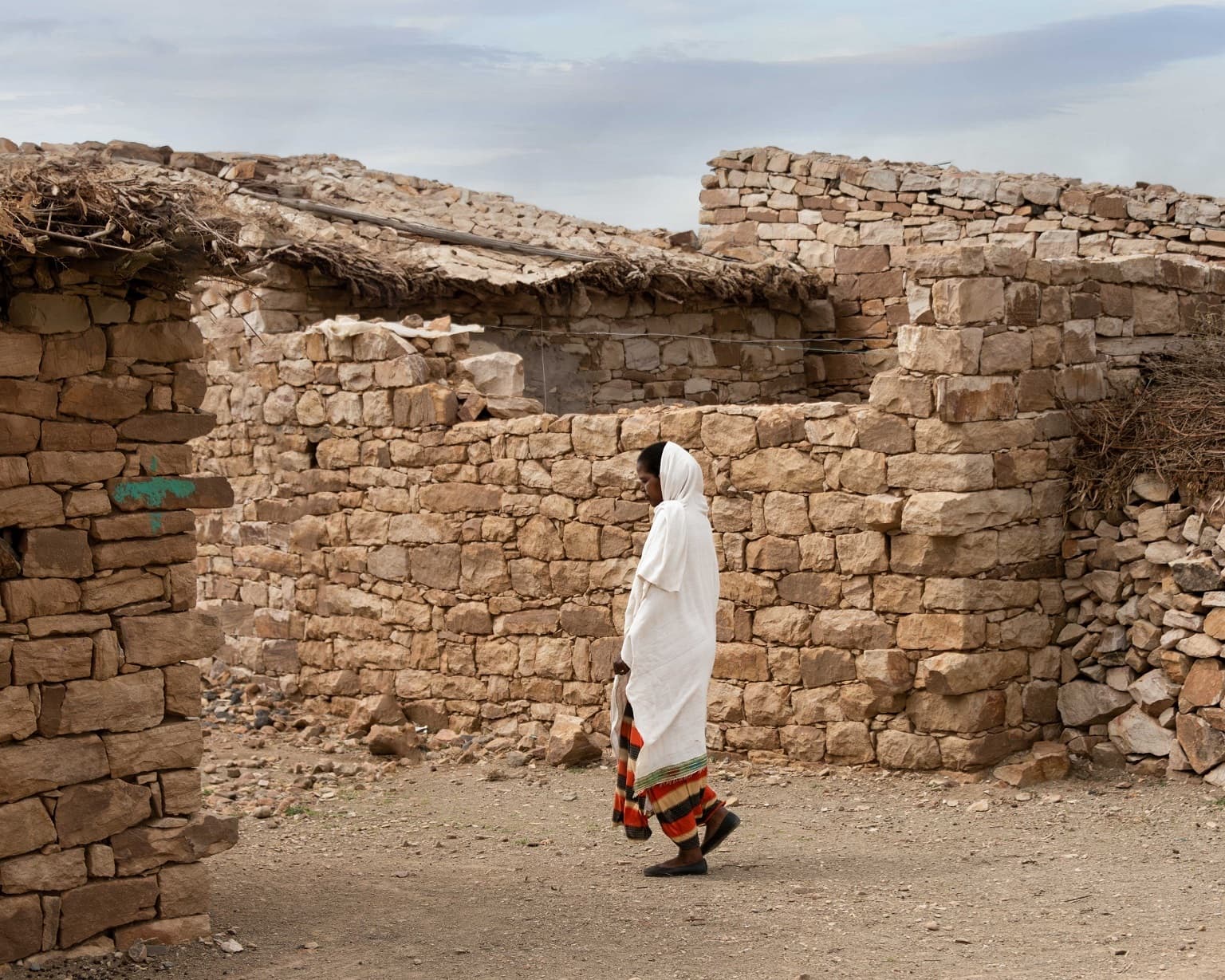 Eine Frau in einem Dorf in der Region Tigray (Foto: Rod Waddington) Eine Frau in einem Dorf in der Region Tigray (Foto: Rod Waddington)