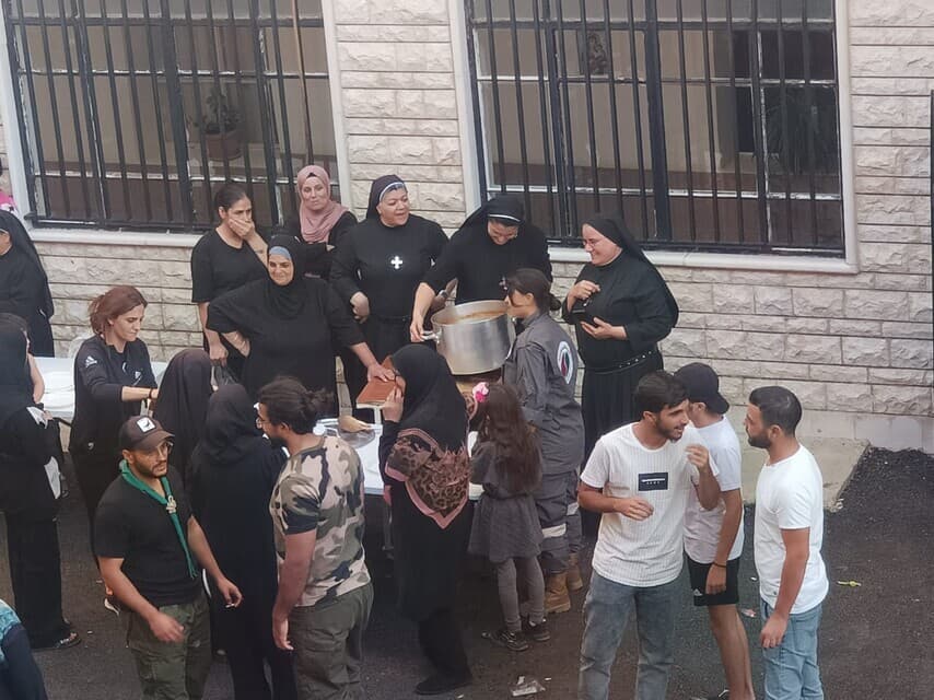 Mittagessen für alle (© ACN) Mittagessen für alle (© ACN)