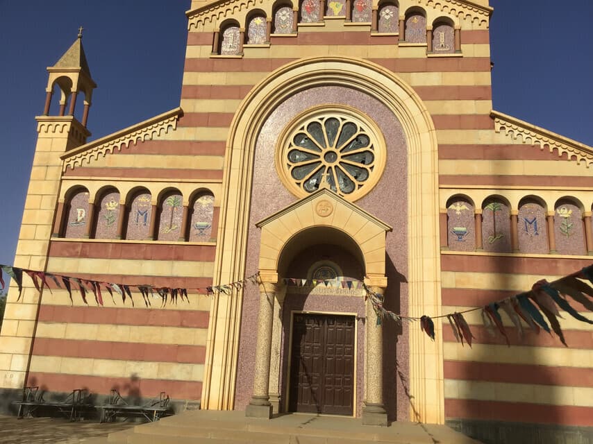 Kathedrale von El-Obeid, November 2024 - trotz starken Schäden steht sie noch (Foto: ACN) Kathedrale von El-Obeid, November 2024 - trotz starken Schäden steht sie noch (Foto: ACN)