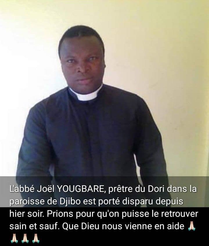 Pater Joël Yougbare aus Burkina Faso wurde nach einem Gottesdienst entführt. Pater Joël Yougbare aus Burkina Faso wurde nach einem Gottesdienst entführt.