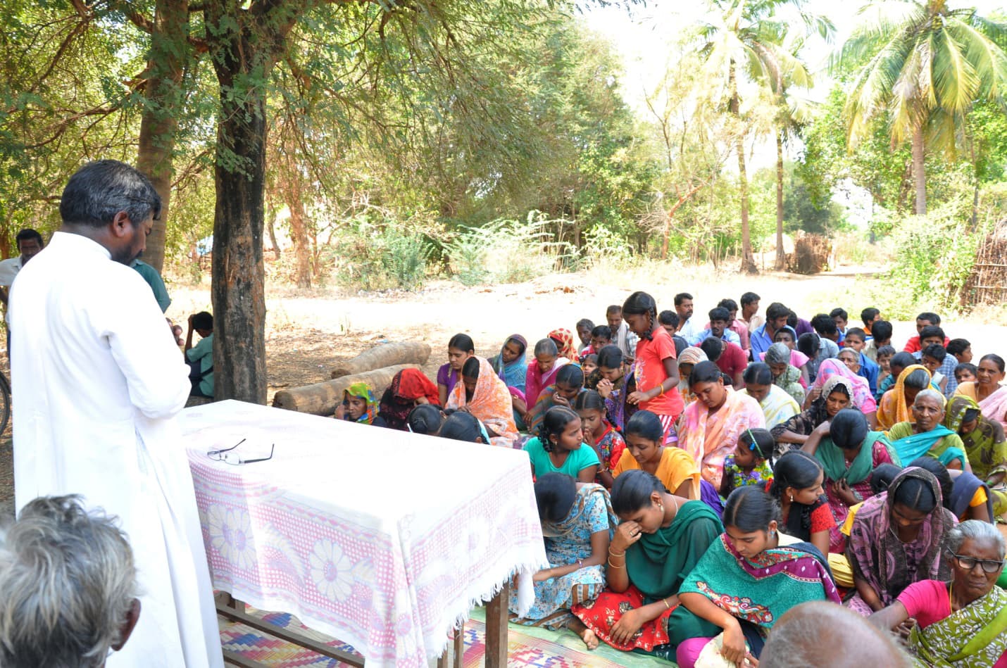 Indien: Heilige Messe unter freiem Himmel (Foto: ACN) Indien: Heilige Messe unter freiem Himmel (Foto: ACN)