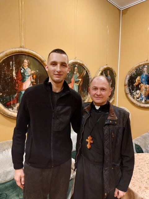 un jeune soldat, gravement blessé mais désormais guéri (© ACN) un jeune soldat, gravement blessé mais désormais guéri (© ACN)