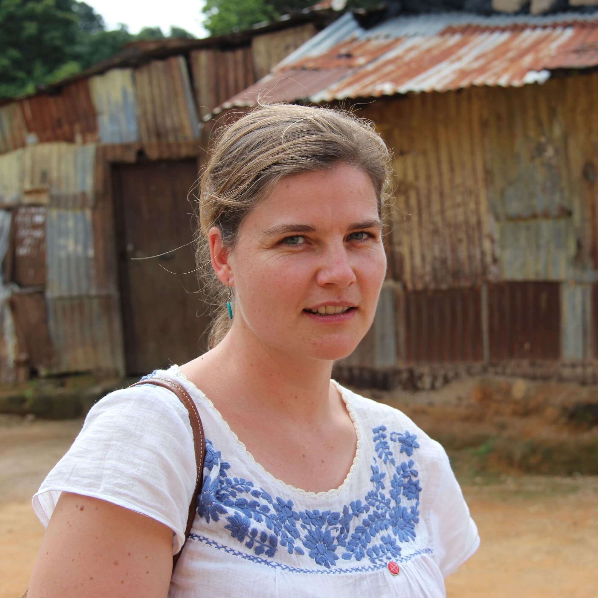Kinga von Schierstaedt, Projektverantwortliche bei «Kirche in Not (ACN)» für Afrika, in Sierra Leone. (Foto: ACN) Kinga von Schierstaedt, Projektverantwortliche bei «Kirche in Not (ACN)» für Afrika, in Sierra Leone. (Foto: ACN)