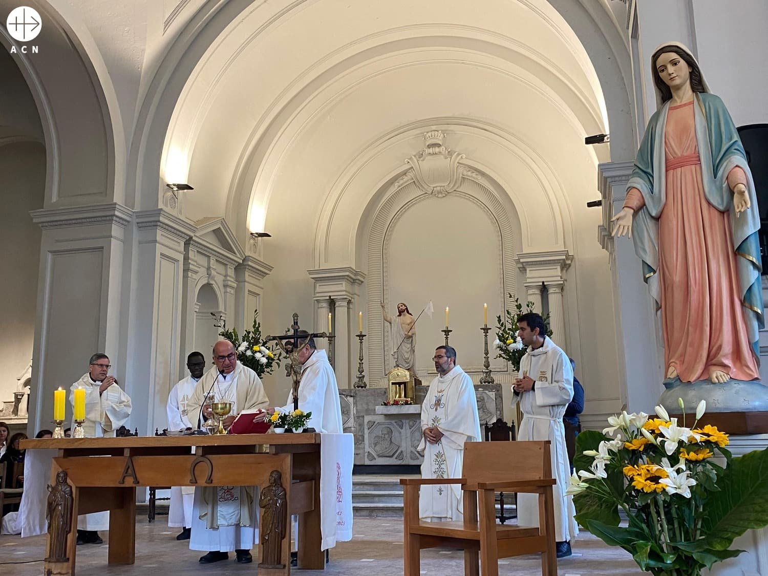 Messa di inaugurazione della chiesa di La Ascunción dopo la ricostruzione (© ACN) Messa di inaugurazione della chiesa di La Ascunción dopo la ricostruzione (© ACN)