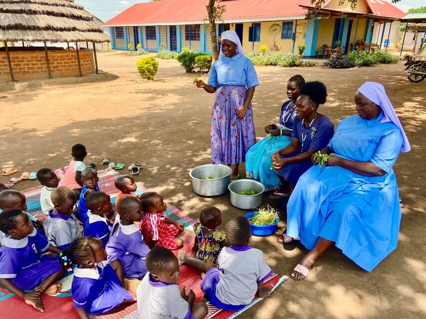 Ordensfrauen der ugandischen Kongregation der Little Sisters of Mary Immaculate (© ACN) Ordensfrauen der ugandischen Kongregation der Little Sisters of Mary Immaculate (© ACN)