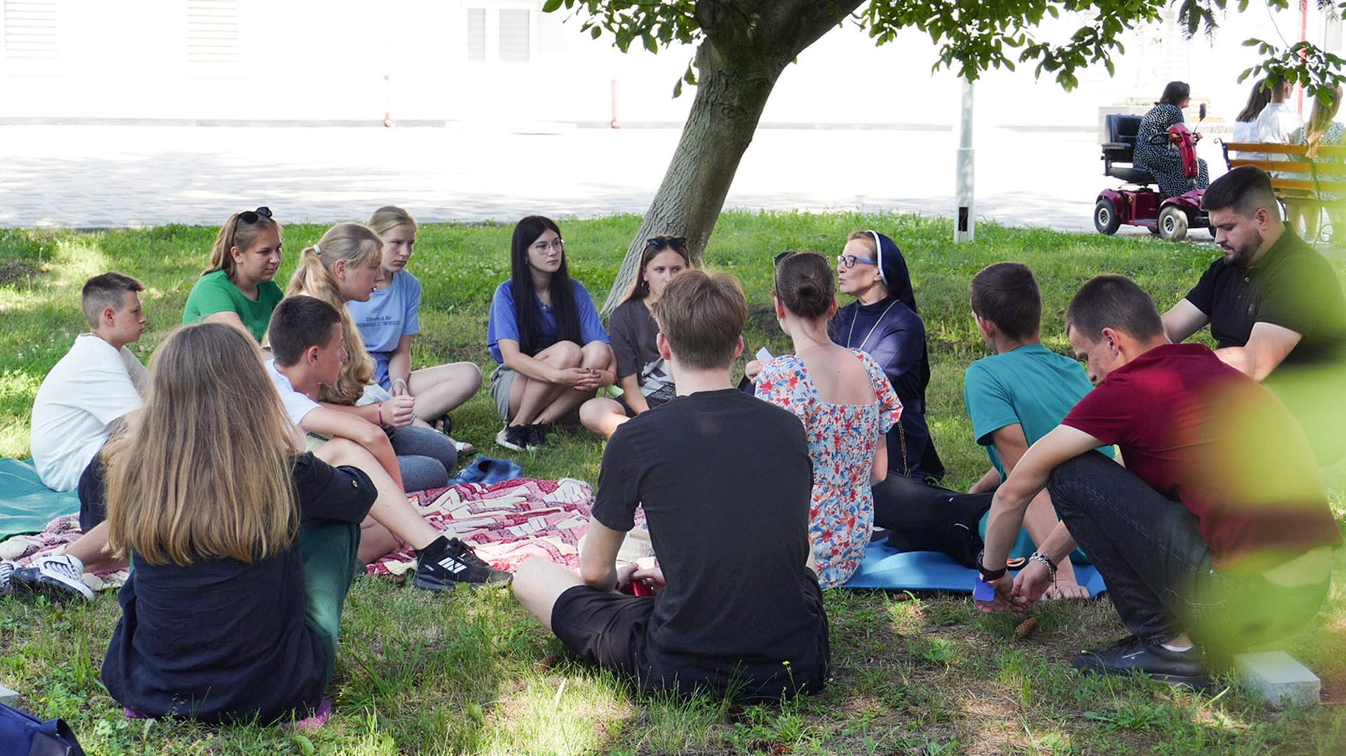 Ferienfreizeit für junge Erwachsene in der Ukraine. (Foto: ACN) Ferienfreizeit für junge Erwachsene in der Ukraine. (Foto: ACN)