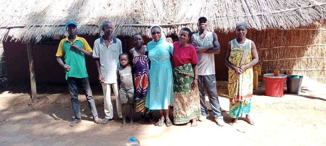 Ordensschwestern in Mosambik helfen Flüchtlingen, Waisen und Bedürftigen trotz Terror und Hunger ©ACN Ordensschwestern in Mosambik helfen Flüchtlingen, Waisen und Bedürftigen trotz Terror und Hunger ©ACN