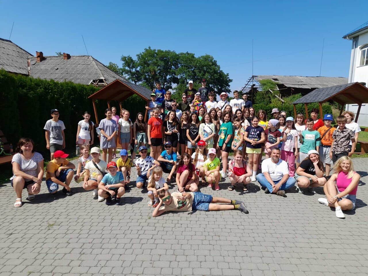 Ukrainische Kinder und Jugendliche im Sommerlager (© ACN) Ukrainische Kinder und Jugendliche im Sommerlager (© ACN)