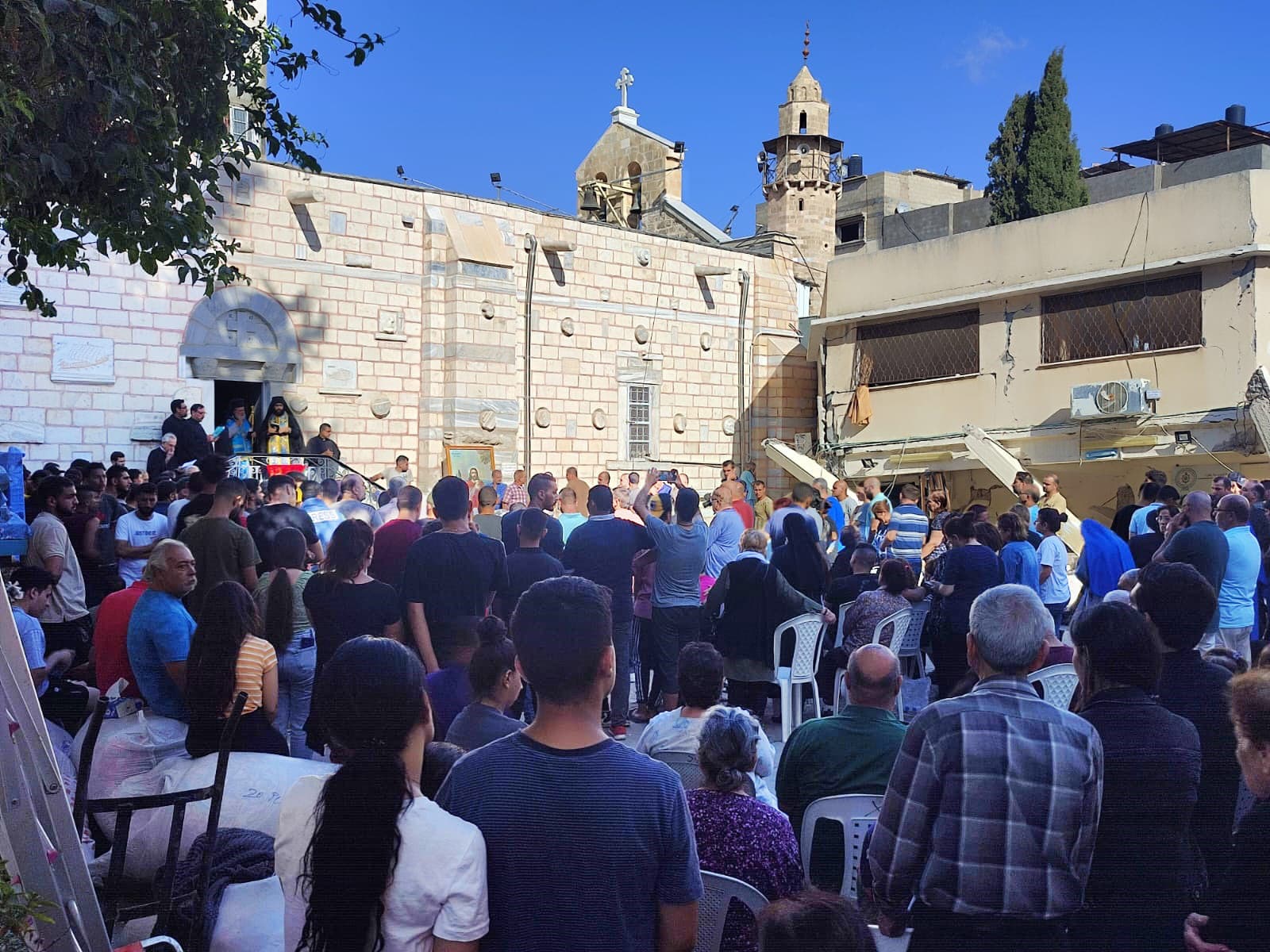 Die von Bomben getroffene griech orth Kirche des Heiligen Porphyrius in Gaza Stadt. (Foto: Saint Porphyrius Parish - Gaza) Die von Bomben getroffene griech orth Kirche des Heiligen Porphyrius in Gaza Stadt. (Foto: Saint Porphyrius Parish - Gaza)