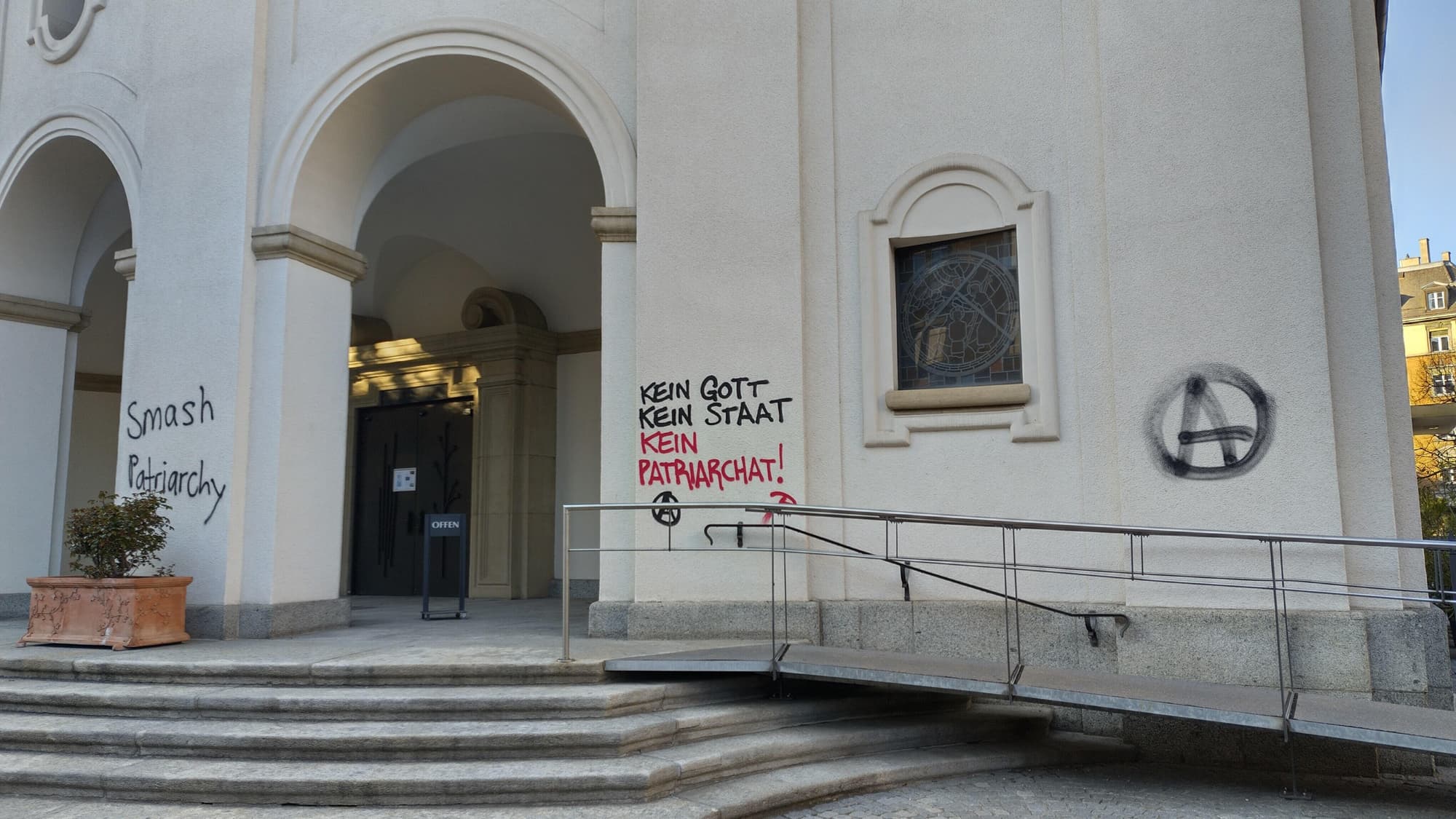 L'église Saint-Joseph à Zurich Vandalisme en avril 2023 L'église Saint-Joseph à Zurich Vandalisme en avril 2023