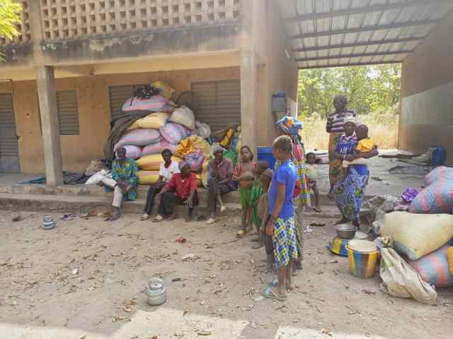 Jugendliche in Burkina Faso erhalten durch Bildung und Unterstützung neue Zukunftsperspektiven ©ACN Jugendliche in Burkina Faso erhalten durch Bildung und Unterstützung neue Zukunftsperspektiven ©ACN