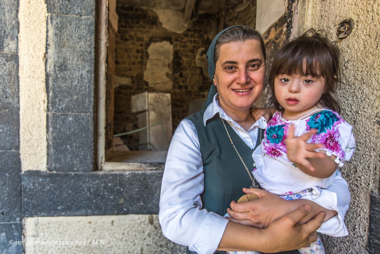 Schwester Samia engagiert sich für Kinder mit Behinderungen. © Ismael Martínez Sánchez / ACN Schwester Samia engagiert sich für Kinder mit Behinderungen. © Ismael Martínez Sánchez / ACN