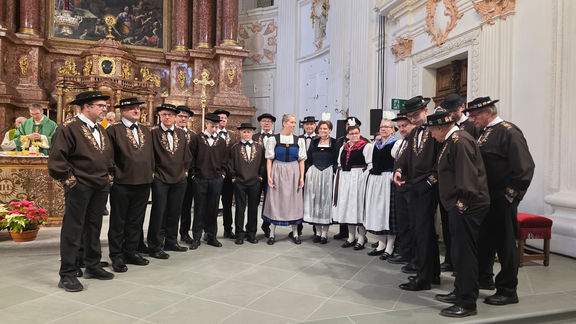 Die Jodler verbanden Schweizer Heimatklänge mit der Weltkirche. ©ACN