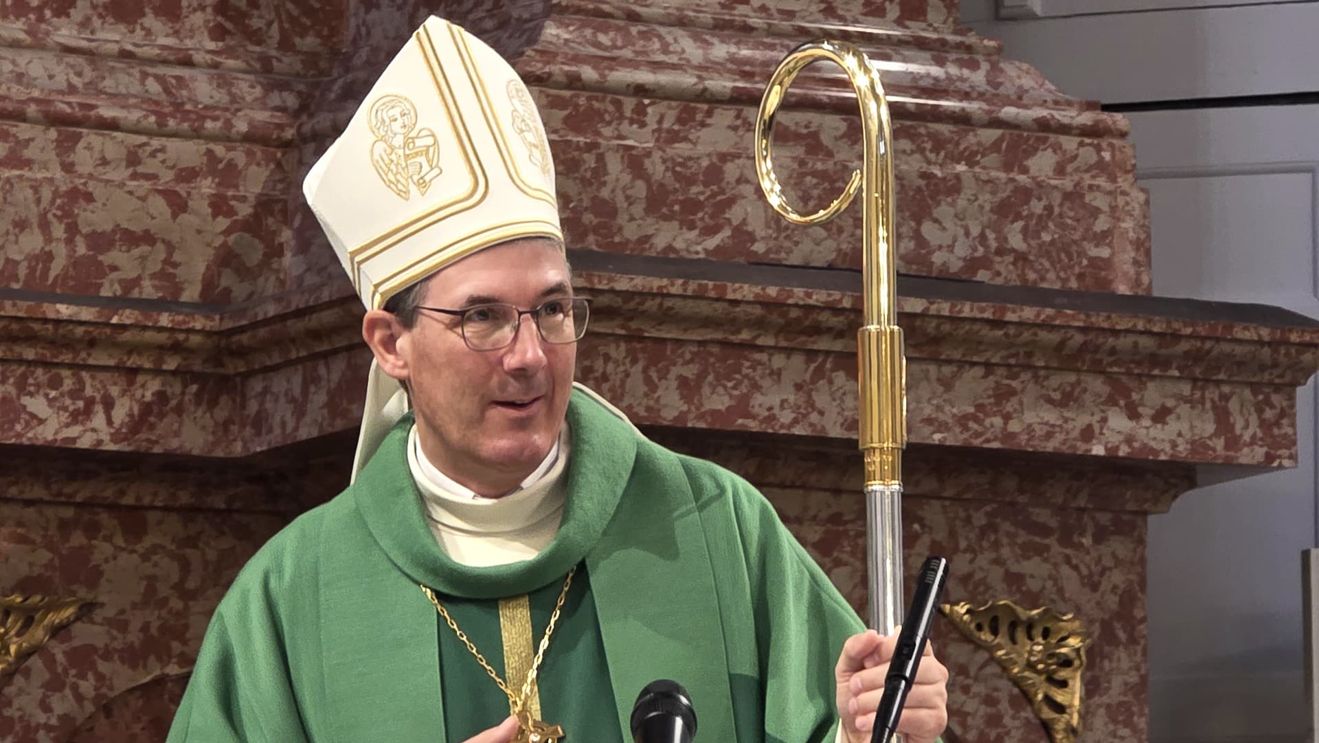 Bischof Beat Grögli liegen die verfolgten Christen am Herzen. ©ACN