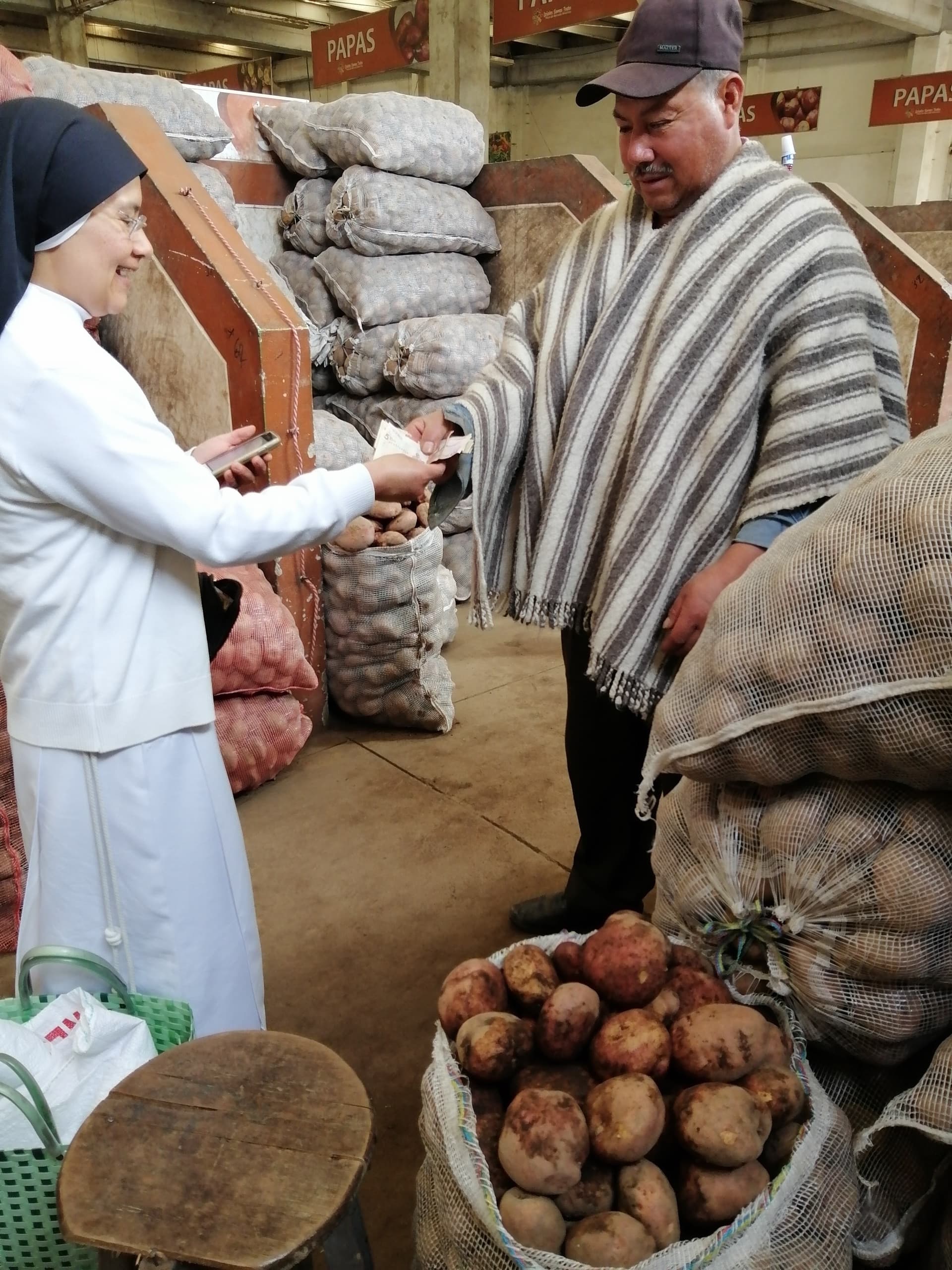 Aide à la subsistance d'Ipiales (Foto: ACN) Aide à la subsistance d'Ipiales (Foto: ACN)