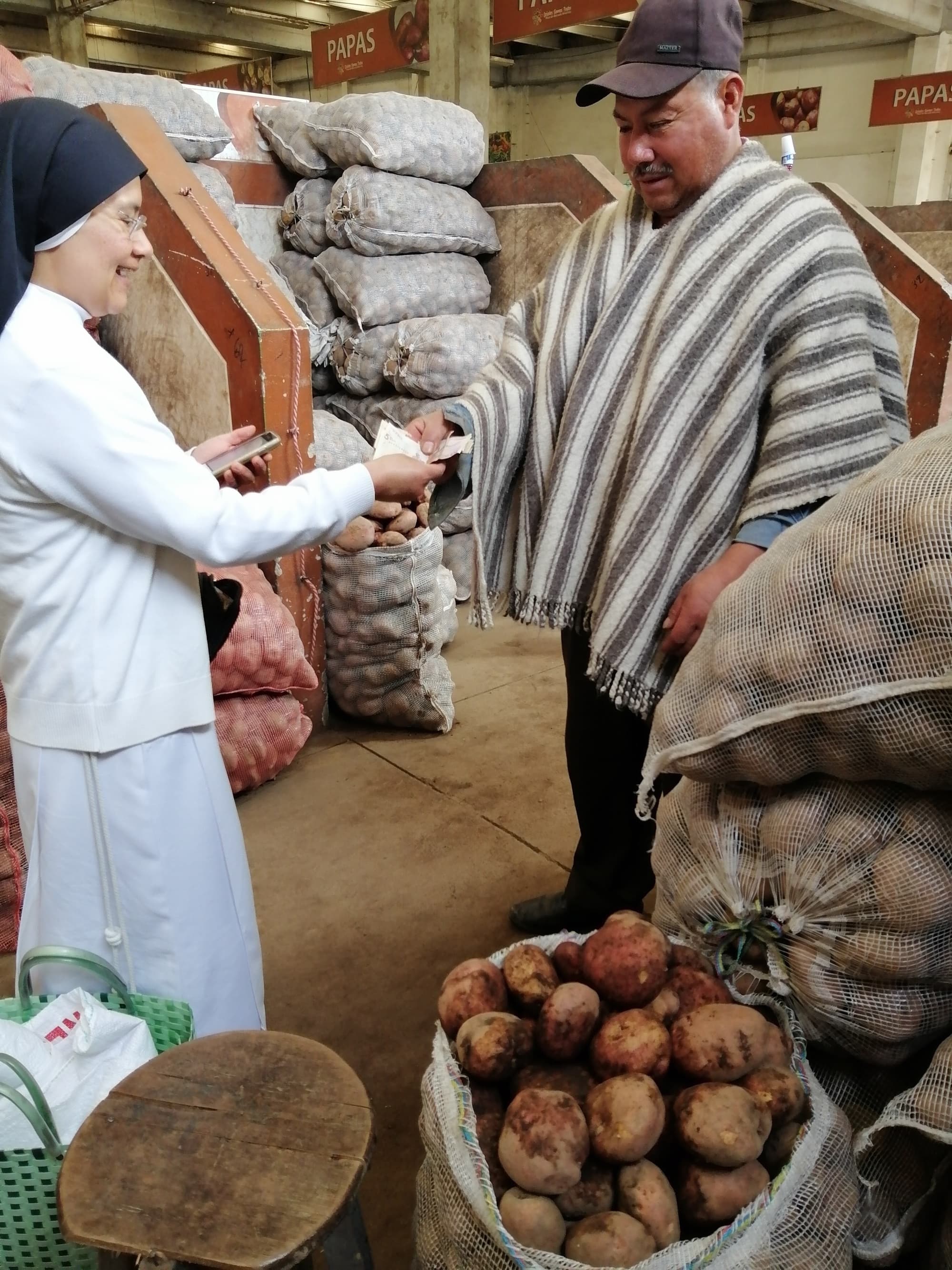 Aide à la subsistance d'Ipiales (Foto: ACN) Aide à la subsistance d'Ipiales (Foto: ACN)