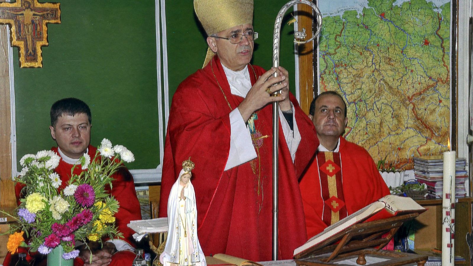 Воскресение приход. Епископ Иосиф верт. Епископ Иосиф верт Новосибирск.